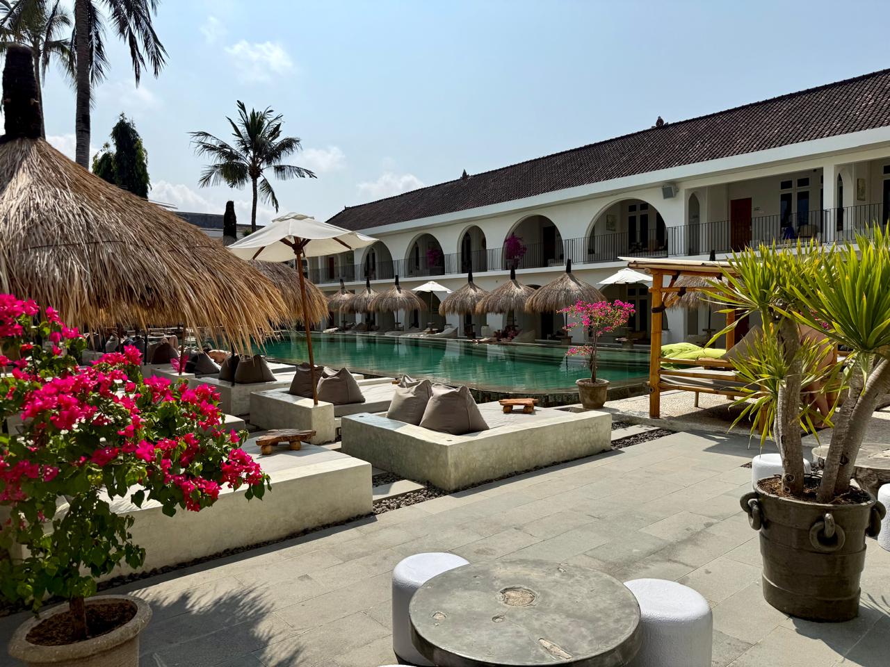 Kuta Lombok ホテル